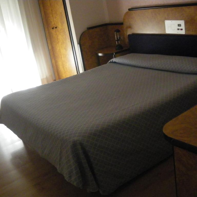 CityHotel Cristina Vicenza - Standard Double or Twin Room - 4
