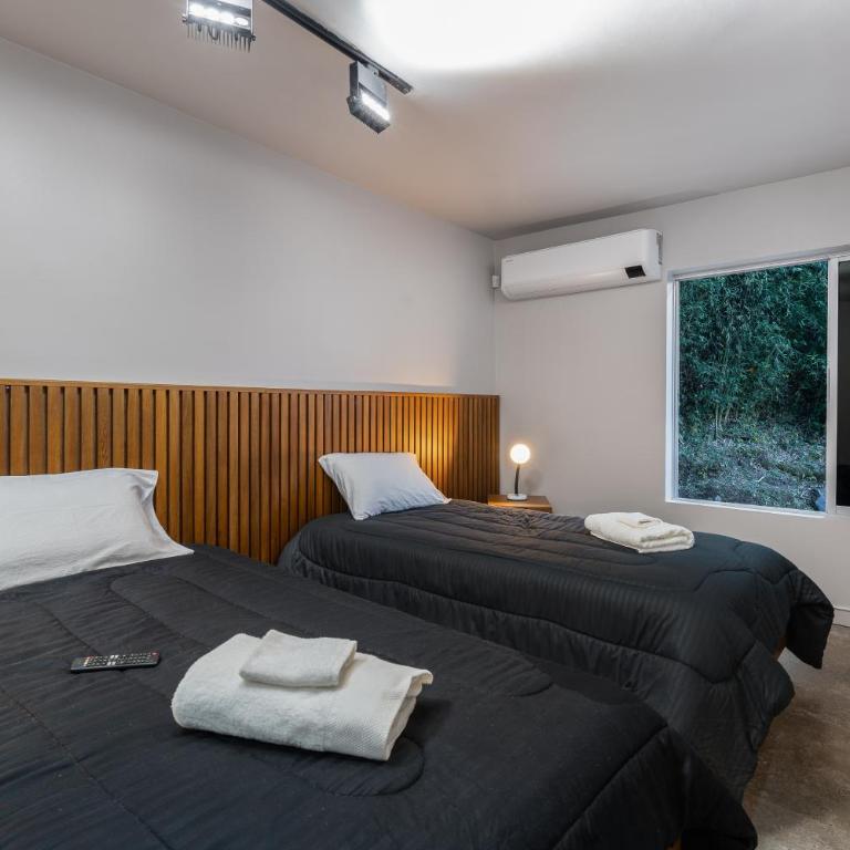 Poblado Mansion With Hot Tub & A/C Sleeps 9 - Villa - 27