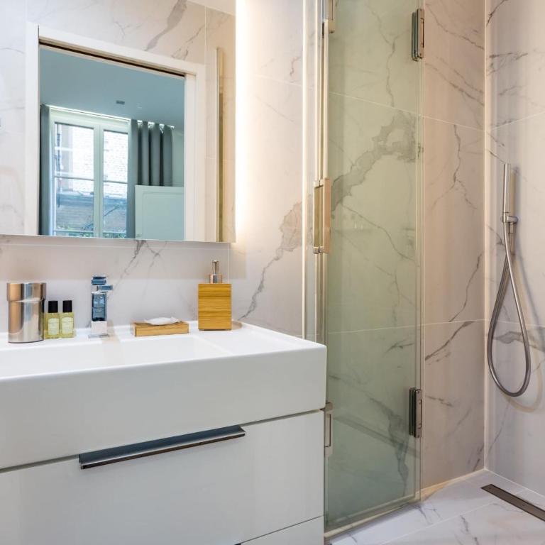Peaceful apartment - 1BR 4P - Eiffel Tower - Appartement - 9
