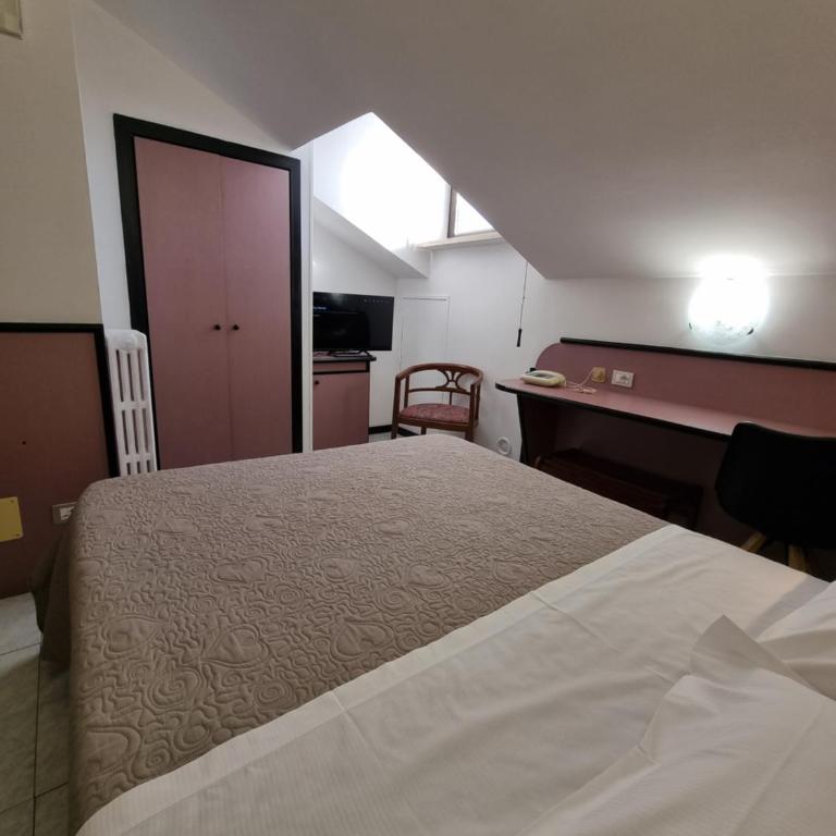 CityHotel Cristina Vicenza - Comfort Single Room - Attic - 2