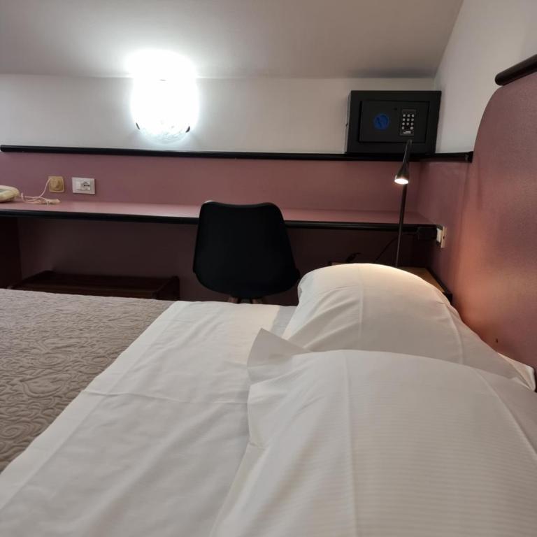 CityHotel Cristina Vicenza - Comfort Single Room - Attic - 4
