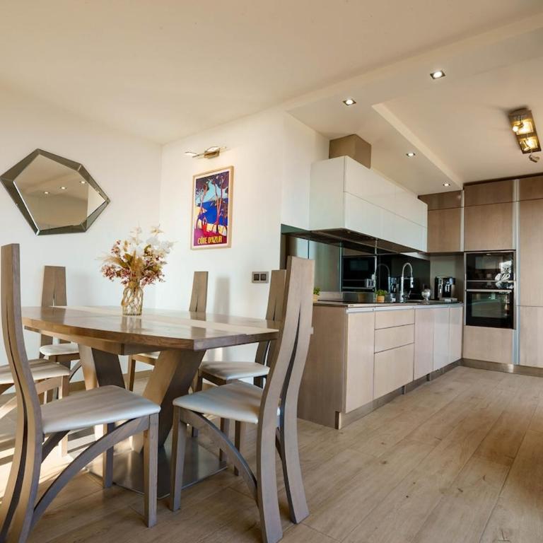 Appartment - Panoramic Sea View - Swimming Pool - Appartement 3 Chambres - Vue sur Mer - 4