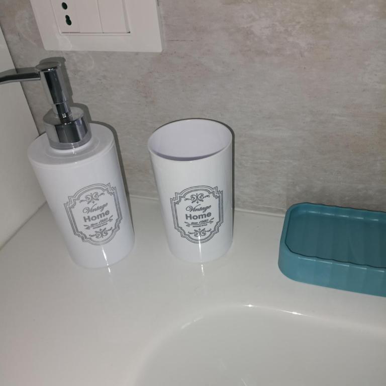 CA' Moni - Camera Doppia con Letti Singoli e Bagno in Comune - 26