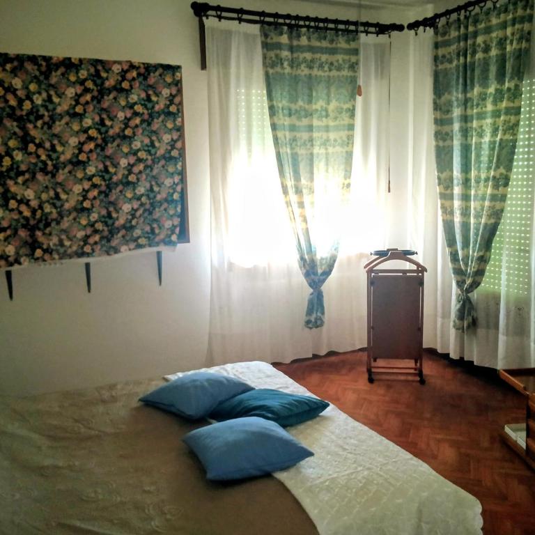 CA' Moni - Camera Matrimoniale/Doppia con Letti Singoli con Bagno in Comune - 16