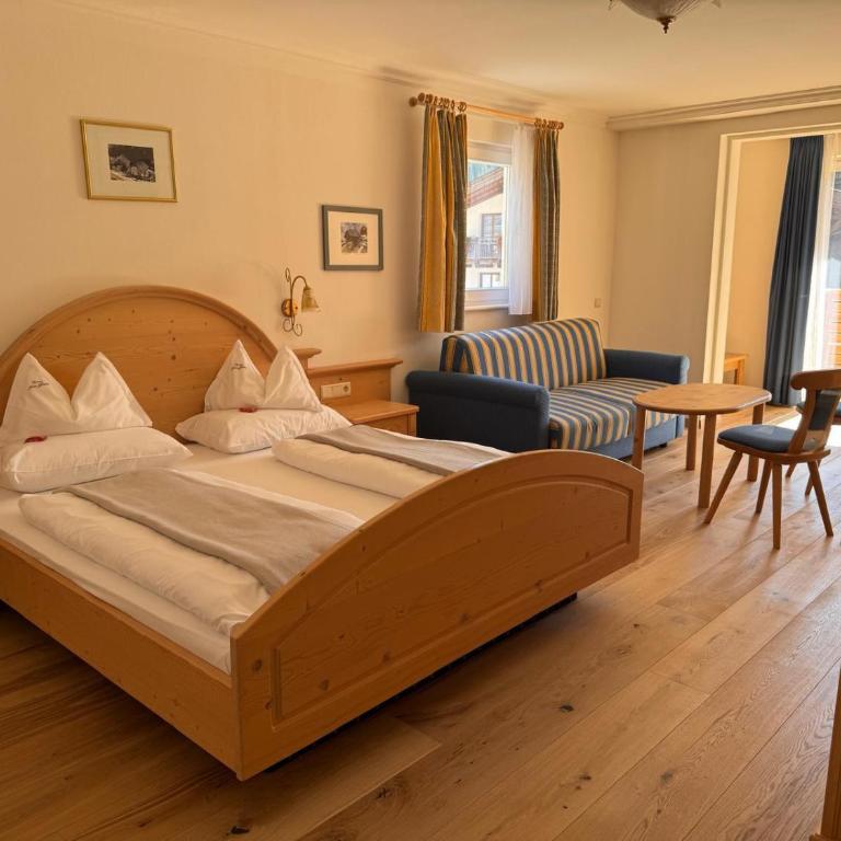 Hotel Gran Fanes - Deluxe Quadruple Room - 2