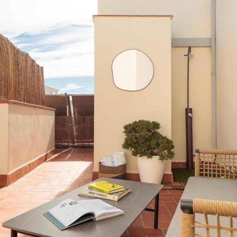 Inspired by EnjoyApartments - Two-Bedroom Apartment with Balcony - 49