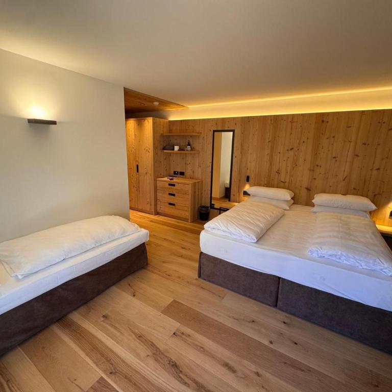 Hotel Gran Fanes - Deluxe Triple Room - 4