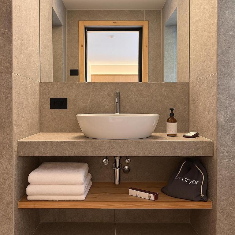 Hotel Gran Fanes - Deluxe Triple Room - 6