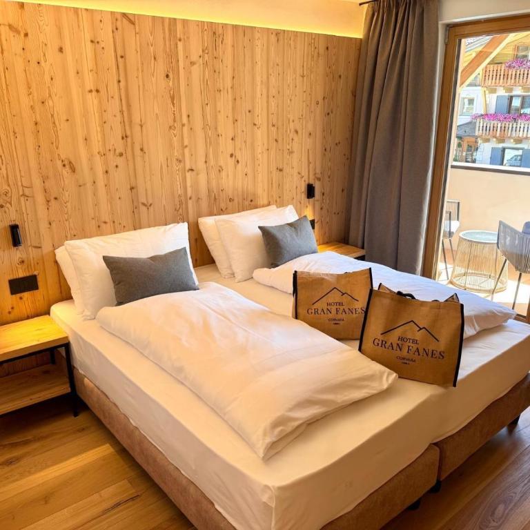 Hotel Gran Fanes - Deluxe Double Room - 4
