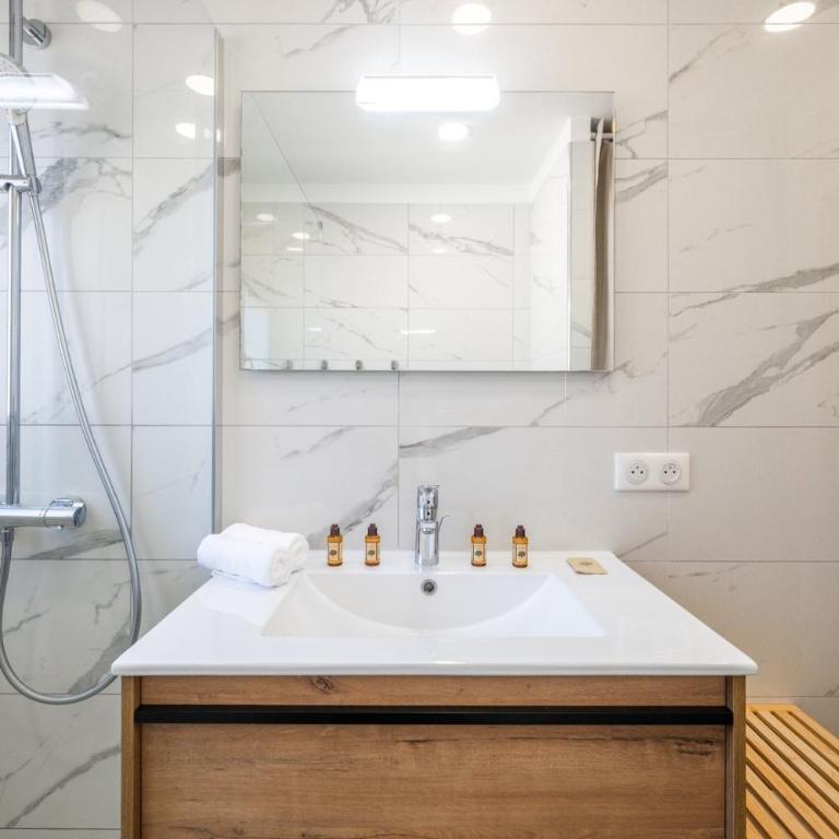 Le COQ Victoria - Parking - AC - WiFi - Appartement 1 Chambre - 24