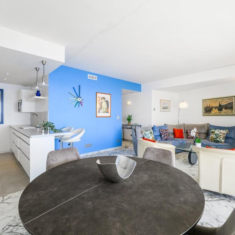 Le Coq Eileen Gray – Garage - AC - WIFI - Appartement - 22