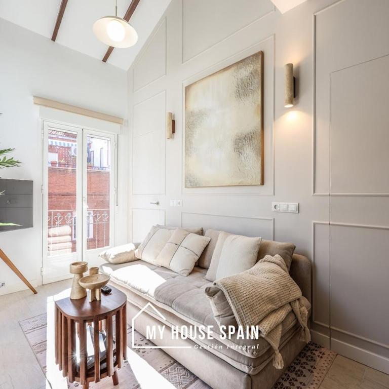 MyHouseSpain - Terraza privada junto al Bernabéu - Apartamento de 2 dormitorios - 2