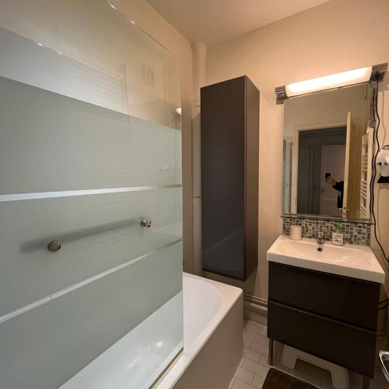 REUILLY LUMIERE 6 Personnes PARIS - Appartement 3 Chambres - 12