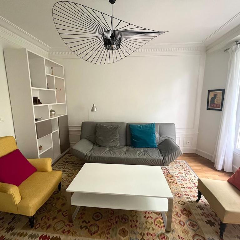 REUILLY LUMIERE 6 Personnes PARIS - Appartement 3 Chambres - 17