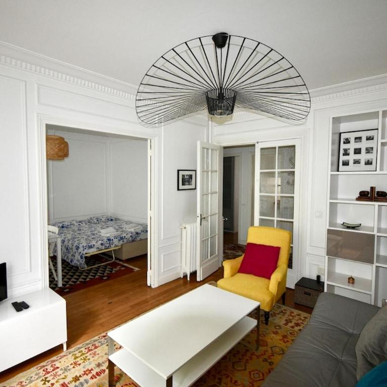 REUILLY LUMIERE 6 Personnes PARIS - Appartement 3 Chambres - 21