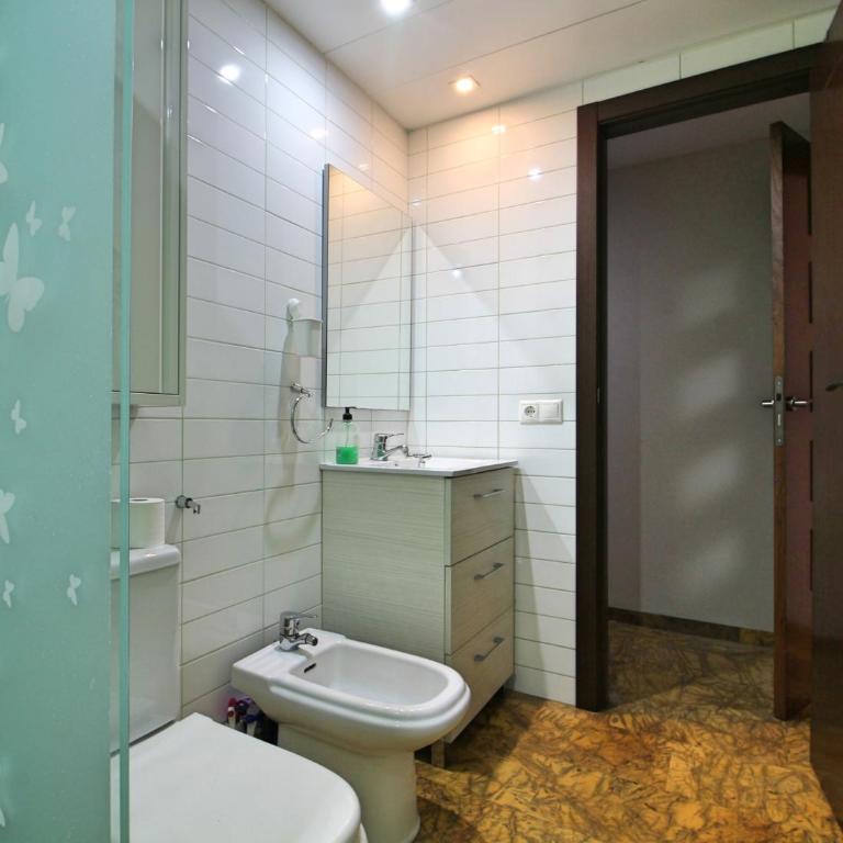 Amplio y Moderno Apartamento Lorenzo Ferreira - Apartamento - 19