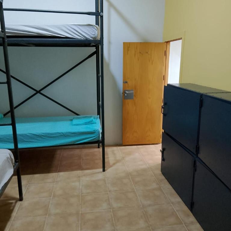 SEVILLE YOUR WAY - Cama en habitación compartida mixta de 4 camas - 1