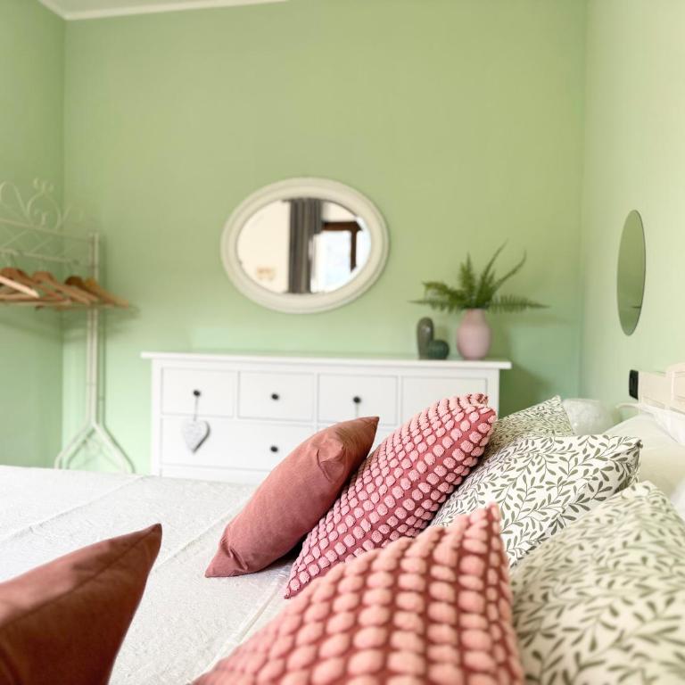 ROSMARINO - Charming 2 bedrooms apartment with garden and parking - Appartamento con 2 Camere da Letto e Vista Giardino - 2