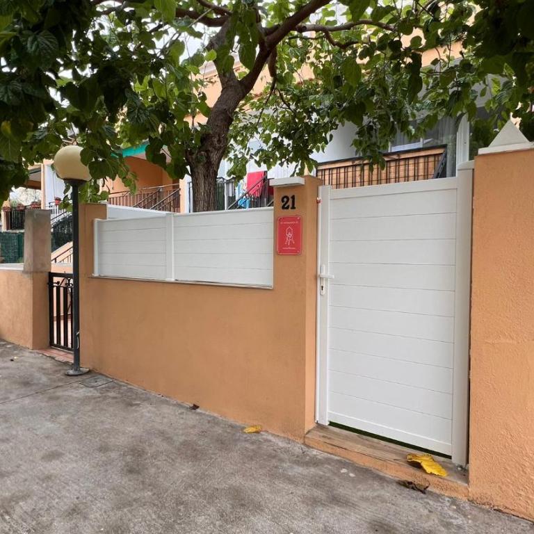E N C A N T I S O L - Encanto y SOL a un paso del MAR con piscina - Three-Bedroom House - 2