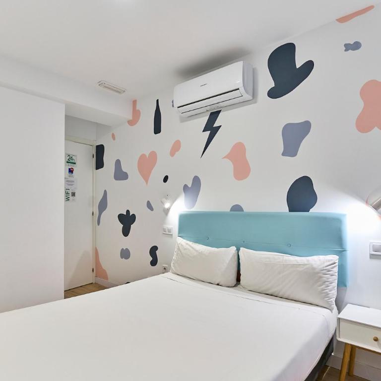 Hostal Carmen by gaiarooms - Habitación Doble - 3
