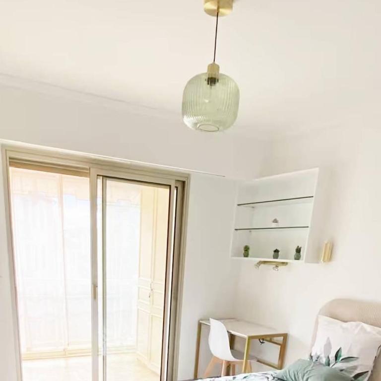 Cannes 2P avec Parking, rénové, proche gare-plage - Appartement 1 Chambre - 14
