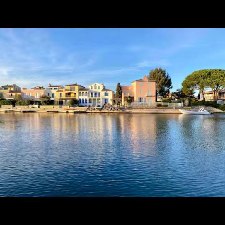 T2 port Cogolin golfe de Saint-Tropez vue mer - Appartement 1 Chambre - 15