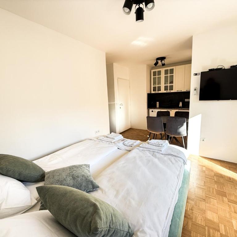 Ma Bel Apartments Sarajevo - Apartman sa 2 Spavaće Sobe i Balkonom - 9