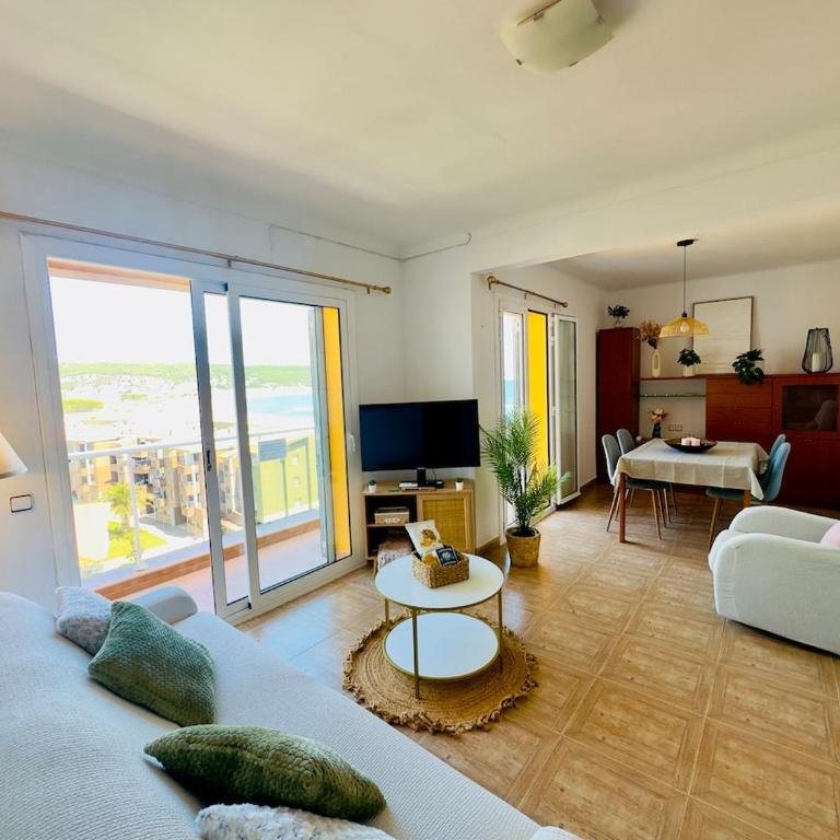 Ocean views in l'Estartit - Two-Bedroom Apartment - 7