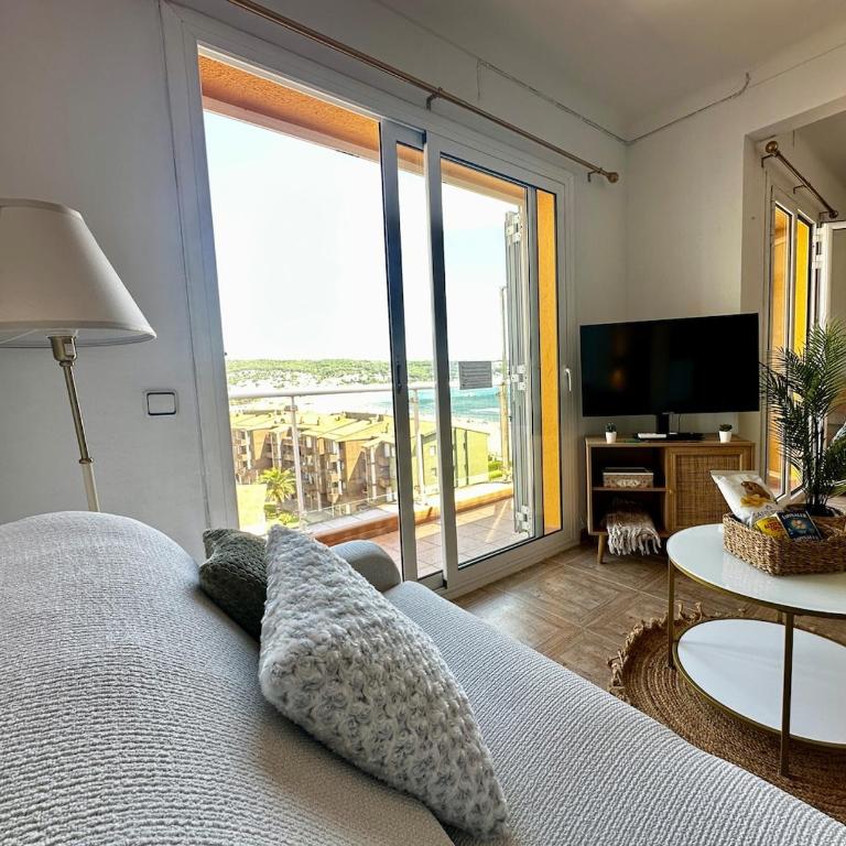 Ocean views in l'Estartit - Two-Bedroom Apartment - 8