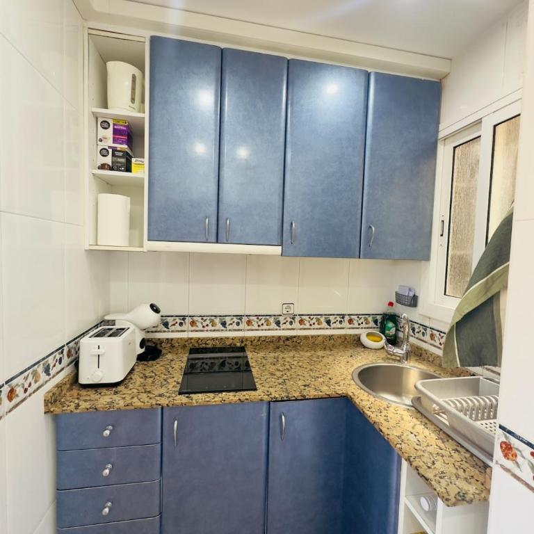 Ocean views in l'Estartit - Two-Bedroom Apartment - 10
