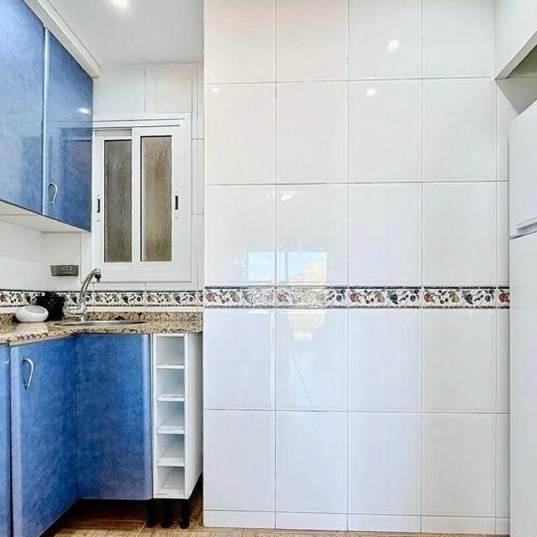 Ocean views in l'Estartit - Two-Bedroom Apartment - 13