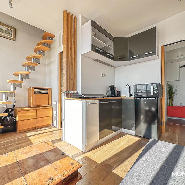 Montmartre vue sur les toits de Paris et la Tour Eiffel - Apartamento de 1 dormitorio - 28