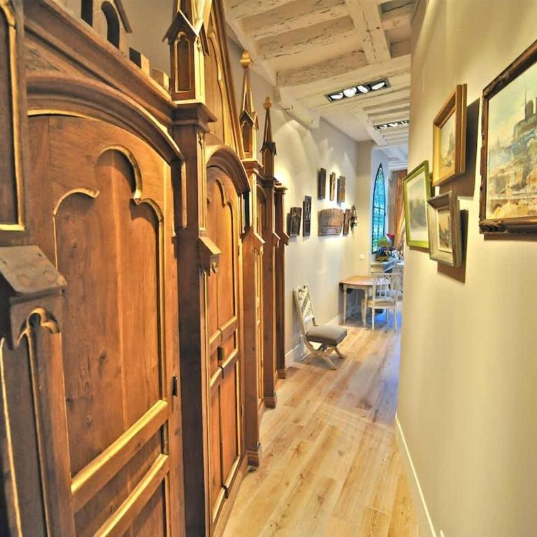 Fantastic View On Notre Dame Abelard with AC - Apartment - 9