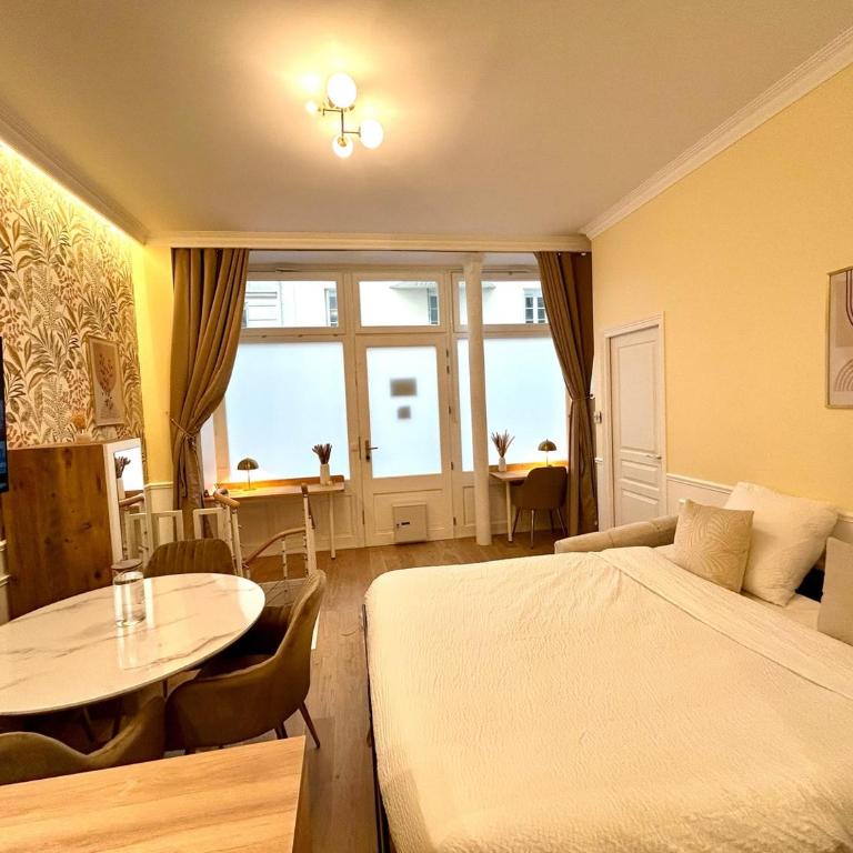 Apartment - 60 sqm - Parc des Expositions - 6p - Appartement - 17