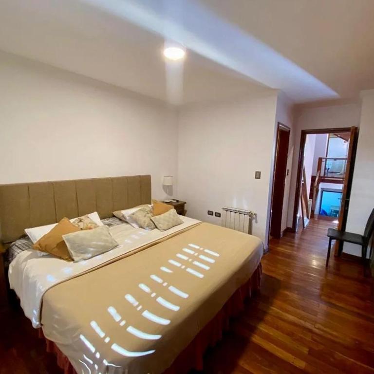 HERMOSA CASA EN CIUDAD De CORDOBA - Casa de 2 dormitorios - 13