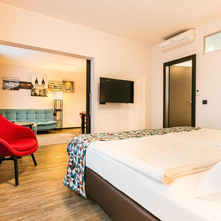 Trans World Hotel Donauwelle - Suite - 5