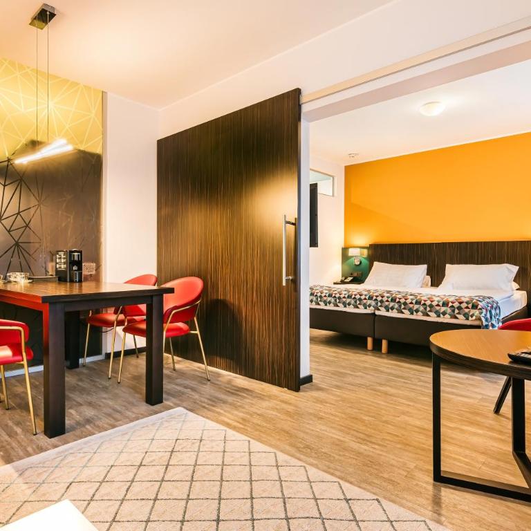 Trans World Hotel Donauwelle - Suite - 6