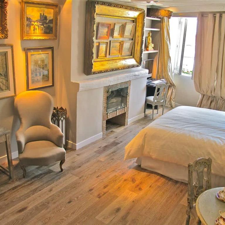 The Most Romantic Notre Dame with AC - Apartment - 4
