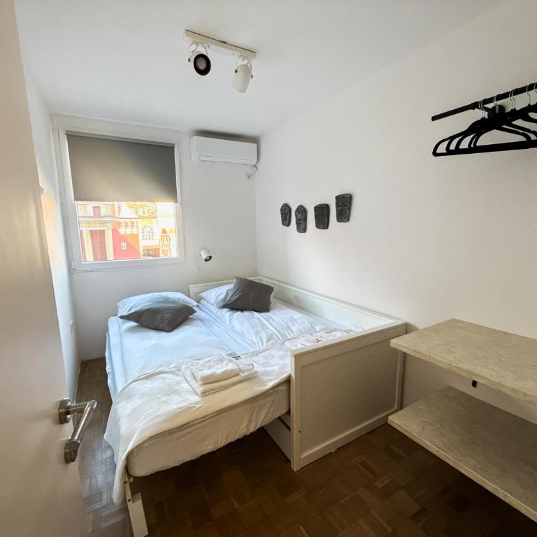 Ma Bel Apartments Sarajevo - Apartman sa 2 Spavaće Sobe i Terasom - 10