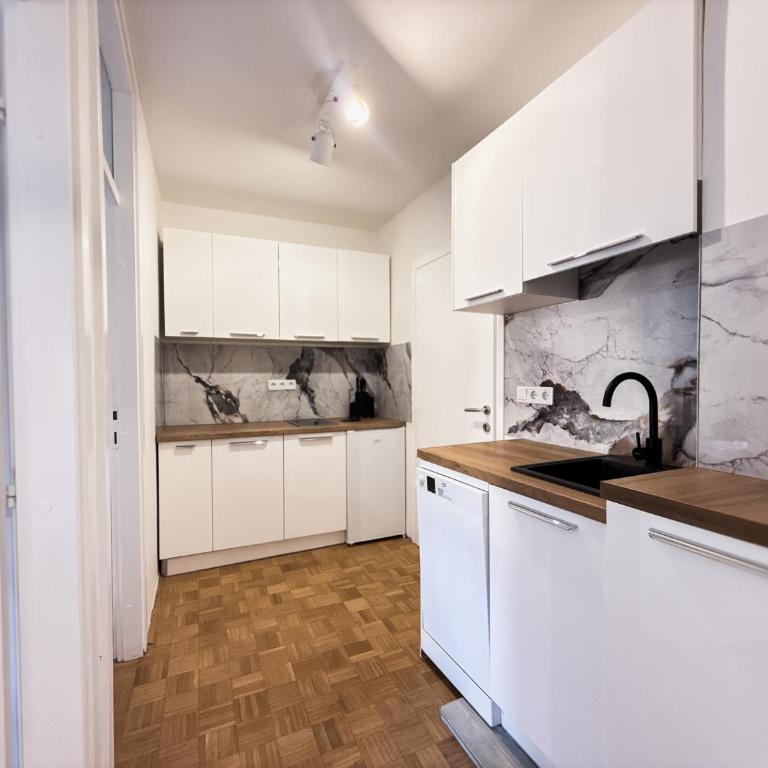 Ma Bel Apartments Sarajevo - Apartman sa 2 Spavaće Sobe i Terasom - 13