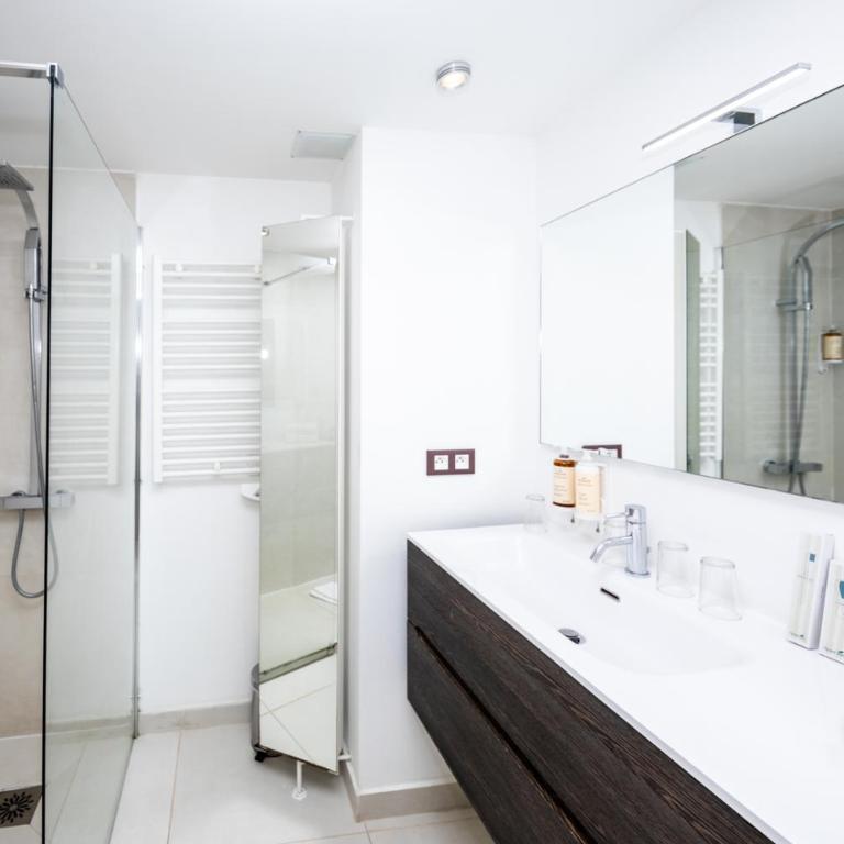 Sweett - Maison Blanche - Appartamento con 2 Camere da Letto e Vista Giardino - 2