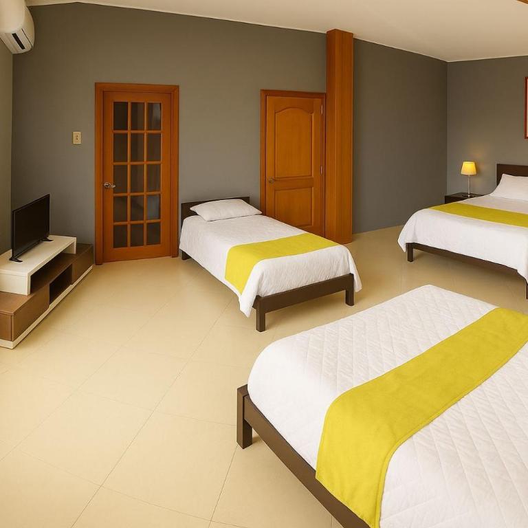 HOTEL MANTA BEACH MADRIGAL - Habitación Familiar con balcón - 1