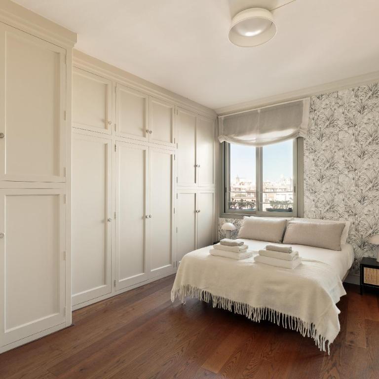 Enjoy Apartments Augustina's Grand Family Suite - Five-Bedroom Apartment - 15