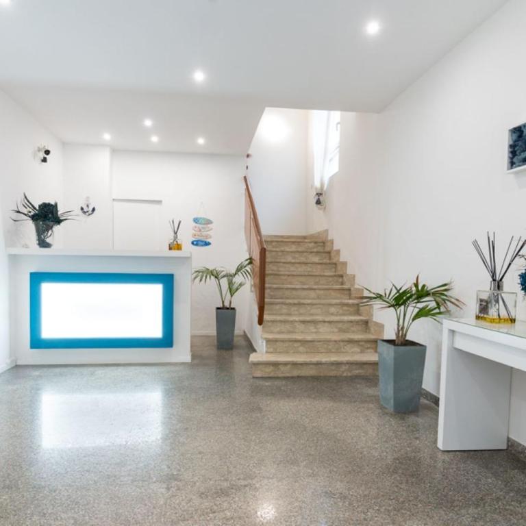 The Sea B&B Adult Guests Only - Budget Double Room - 3