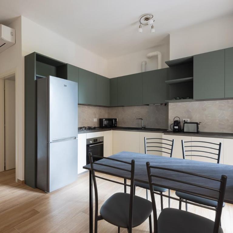 Romagnoli Urban Suite - Appartamento con 2 Camere da Letto - 4