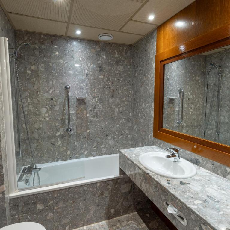 Plaza Hotel Capitole Toulouse - Chambre Lit King-Size Premium - 5
