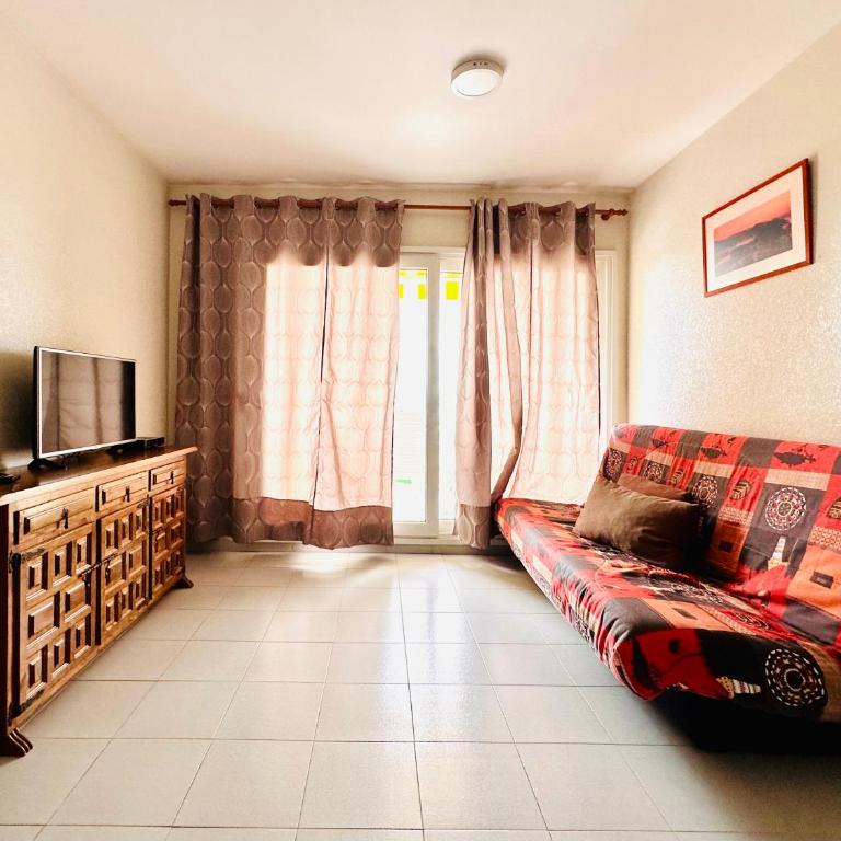 Global Immo 2217 Roc Mar 33B - One-Bedroom Apartment - 11