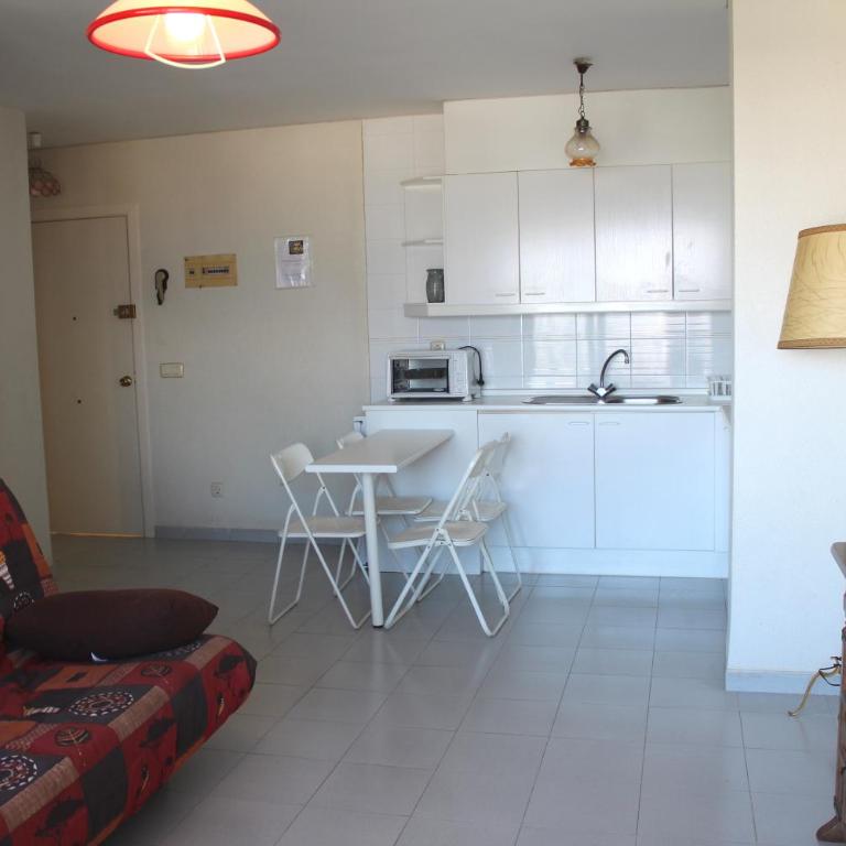 Global Immo 2217 Roc Mar 33B - One-Bedroom Apartment - 13
