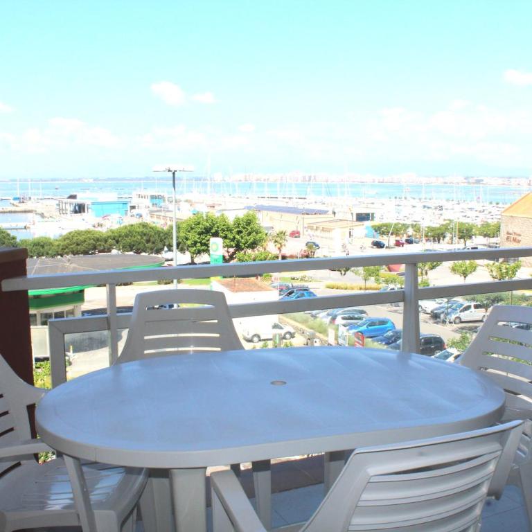 Global Immo 2217 Roc Mar 33B - One-Bedroom Apartment - 3