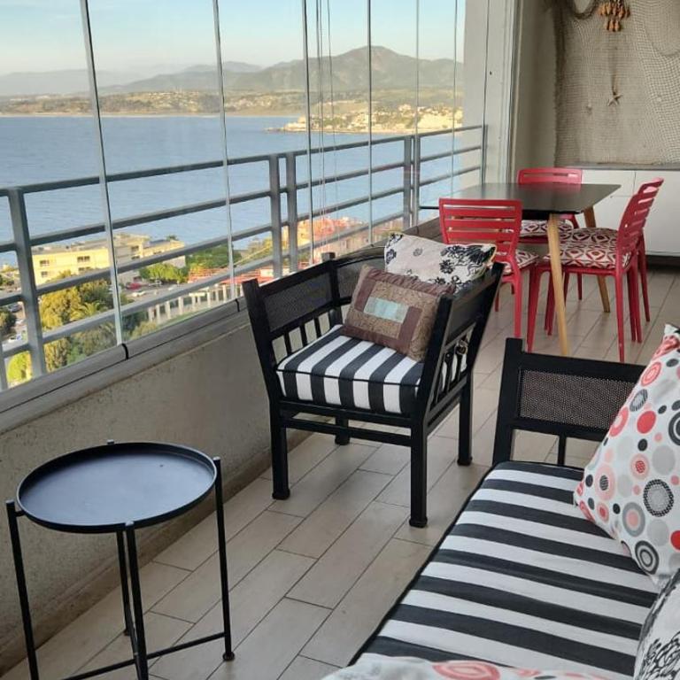 Vista hermosa al mar Concon - Three-Bedroom Apartment - 3